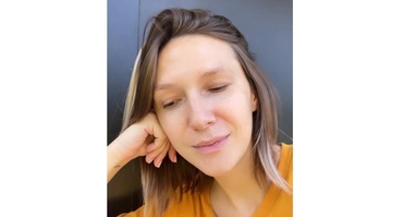 Adela Popescu a ajuns cu bebelușul acasă: „Sunt în perioada în care mă odihnesc când pot și cum pot”