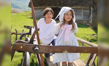 Dana Rogoz, imagini de poveste cu micuții ei, în ziua de Paște