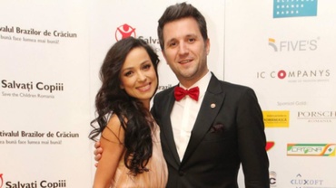 Andi Moisescu şi Olivia Steer ar fi divorțat după 22 de ani de căsnicie. Cei doi au împreună doi copii