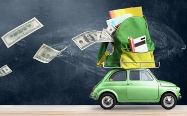 Cum să îți organizezi eficient bugetul de toamnă pentru rechizite, haine și activități extrașcolare