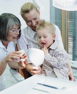 Prima vizita la dentist