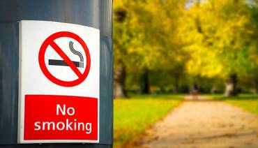 Fumatul INTERZIS chiar și în locurile de joacă din parc
