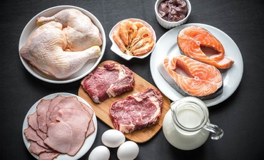 9 tipuri de alimente de care nu ar trebui să te atingi în sarcină